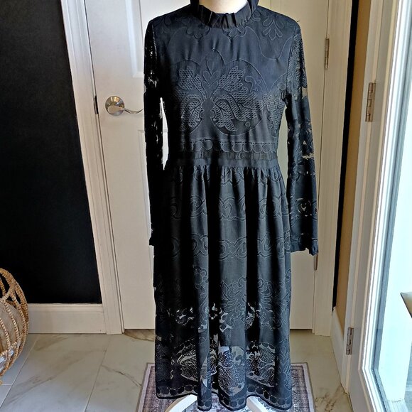 NWOT! ROMANTIC BLACK LACE DRESS ENDLESS ROSE - Picture 1 of 5